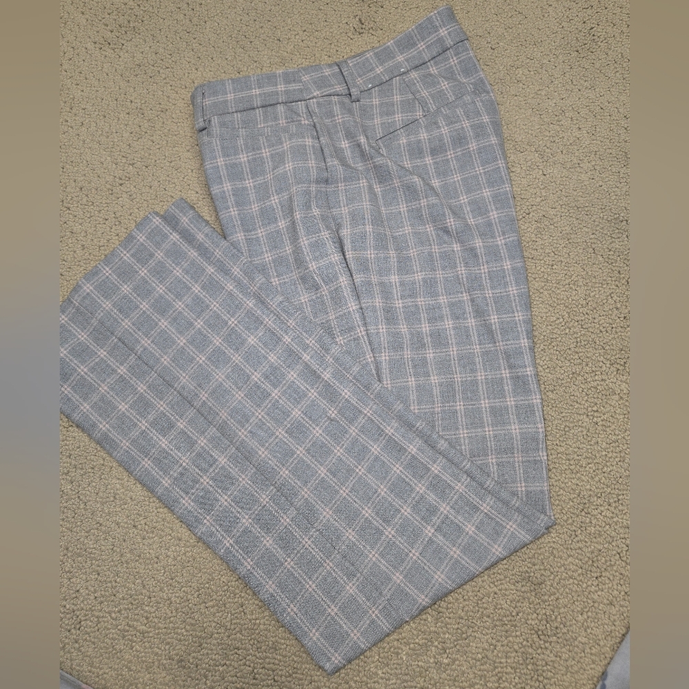 Express columnist barely boot pant